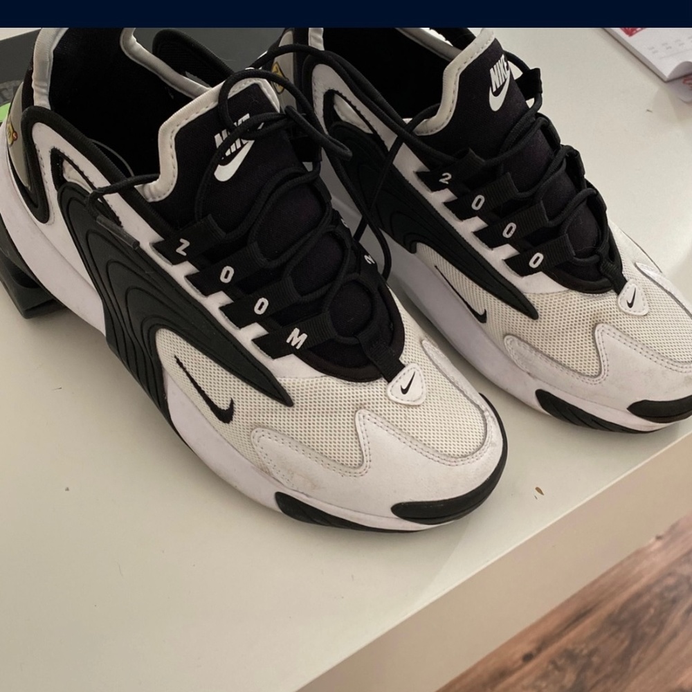 Zoom 2000